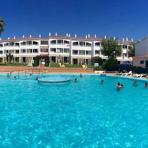 Con Piscina Y Junto A La Playa- Galdana. Apartamento